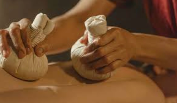 Potli massage/ Kizhi